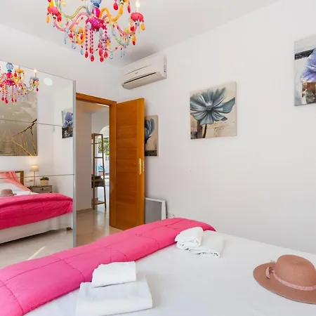 Lumen - Plusholidays * Calpe